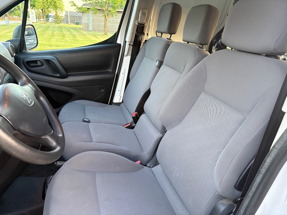 Peugeot Partner 1,6 BlueHDi 100 L1 Flex Van 5d