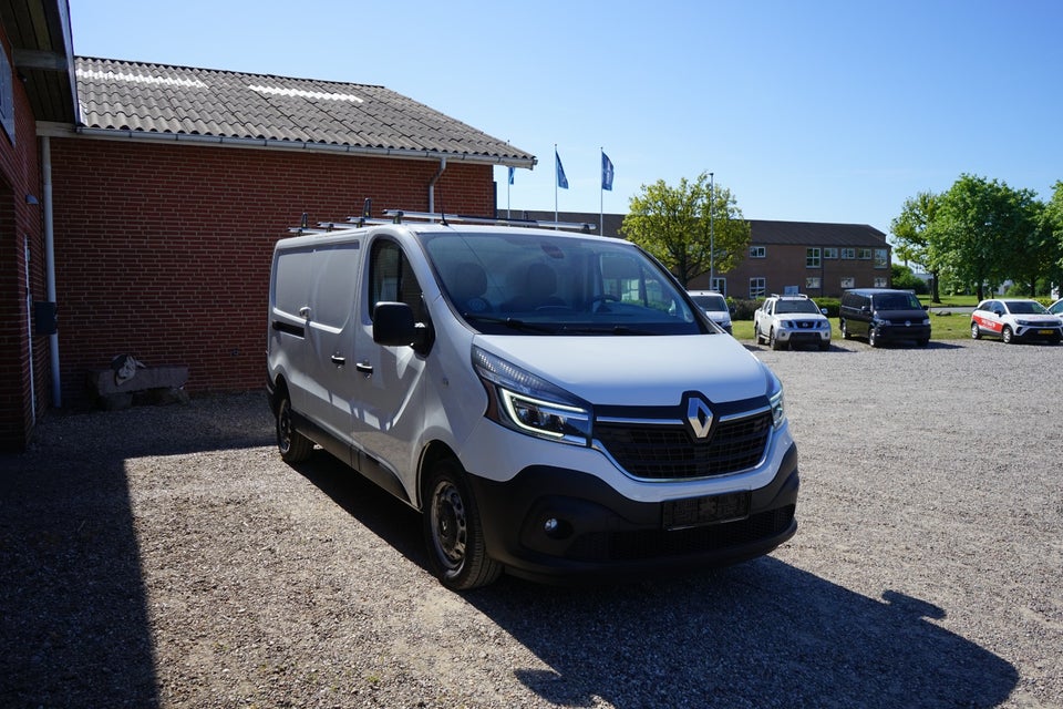 Renault Trafic T29 2,0 dCi 120 L2H1