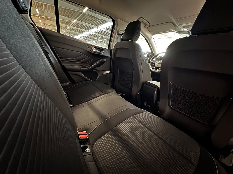Ford Focus 1,0 EcoBoost Titanium stc. 5d