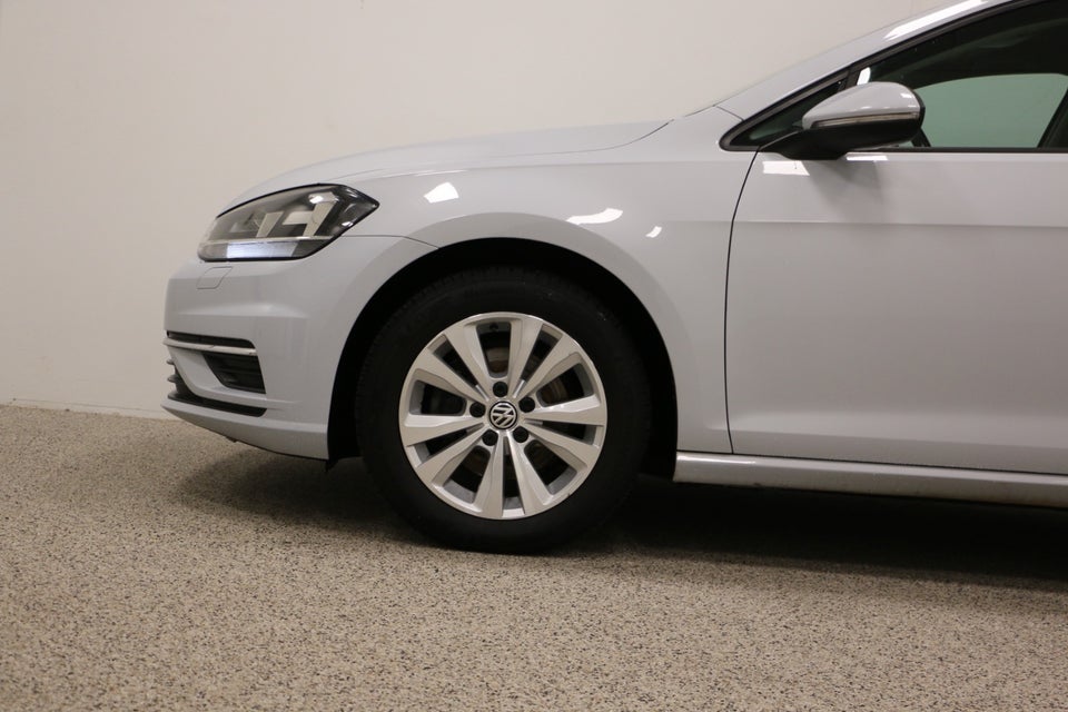 VW Golf VII 1,0 TSi 110 Comfortline Variant 5d