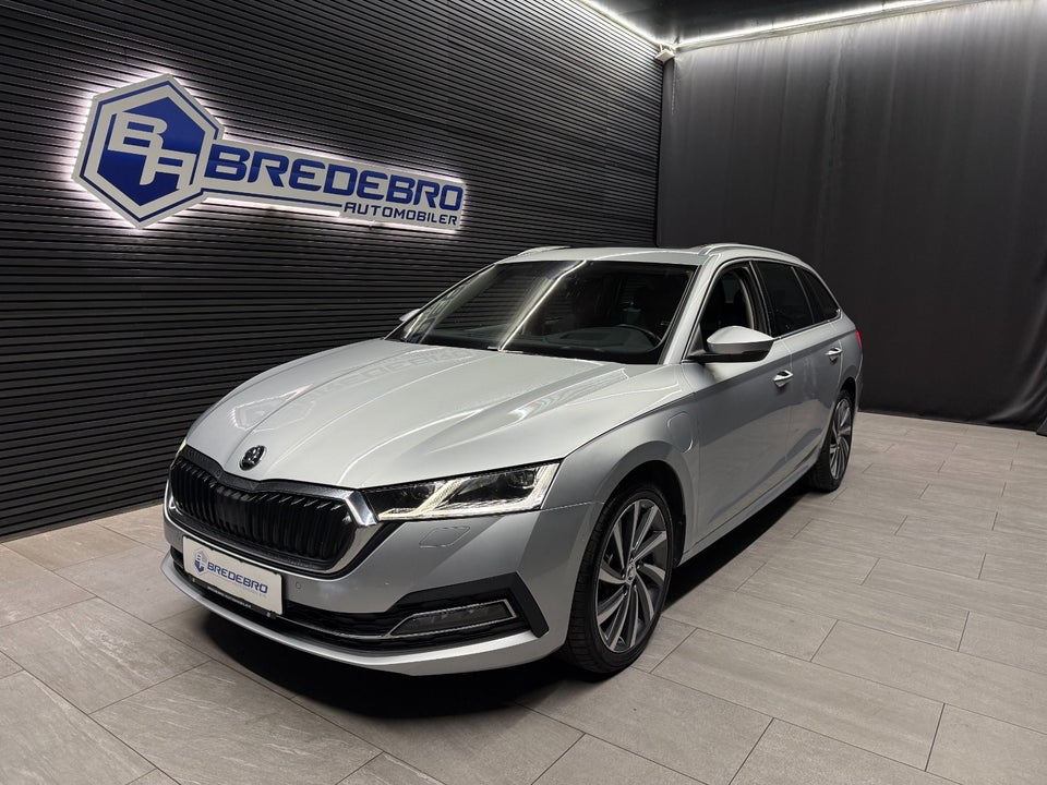 Skoda Octavia 1,4 TSi iV Sportline Combi DSG 5d