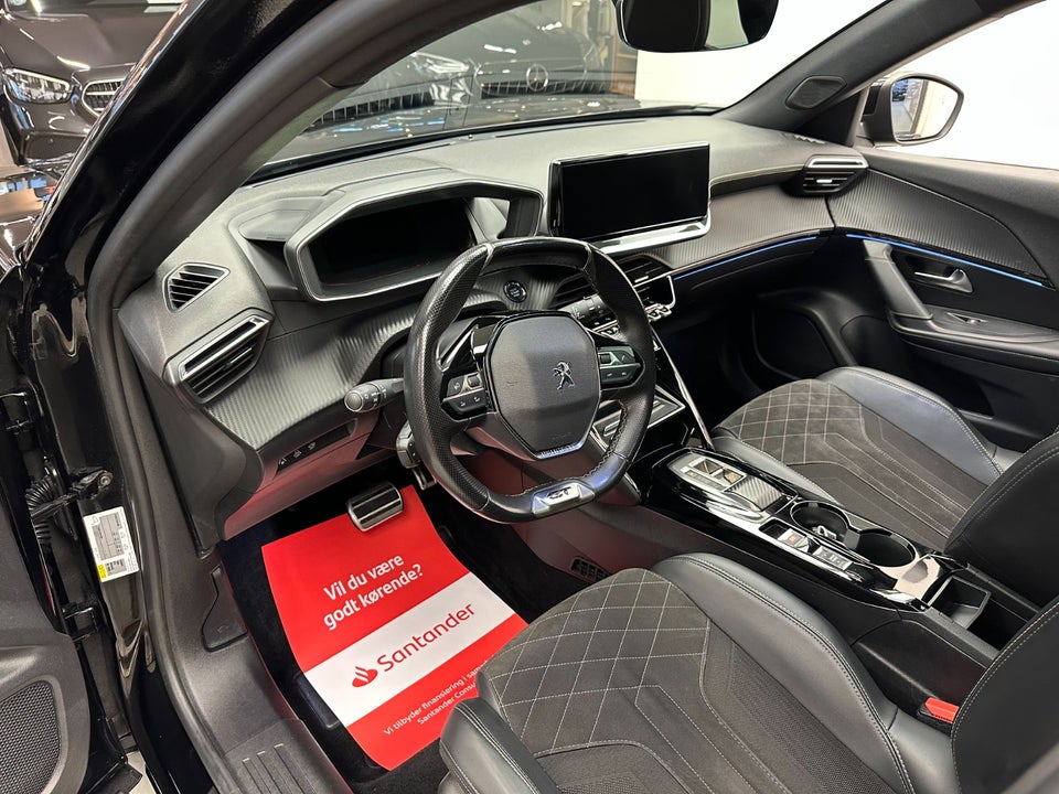 Peugeot e-2008 50 GT Pack 5d