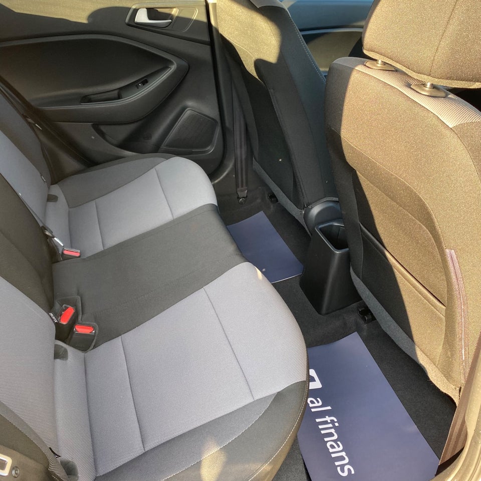 Hyundai i20 Active Cross 1,0 T-GDi Life 5d