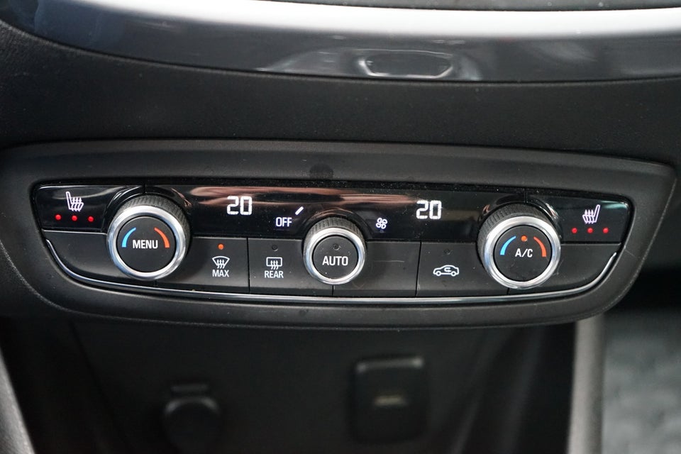 Opel Crossland 1,2 T 130 First Edition aut. Van 5d