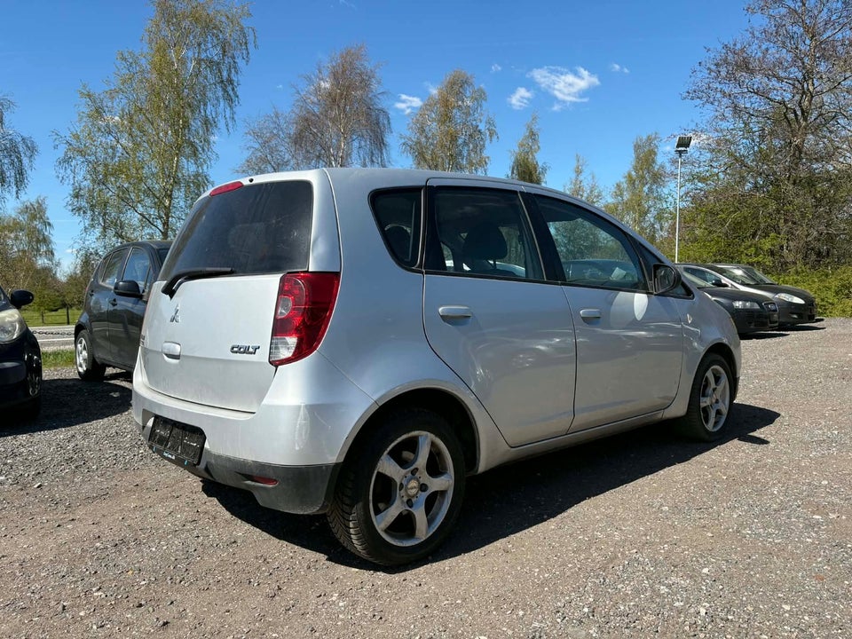 Mitsubishi Colt 1,1 Invite ClearTec 5d