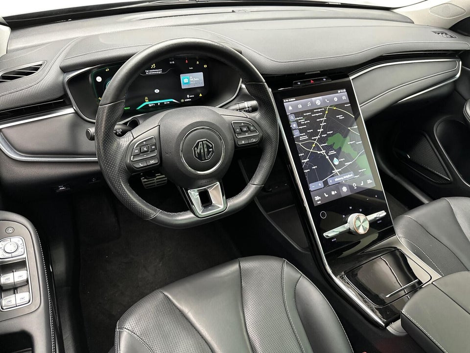 MG Marvel R Luxury 5d