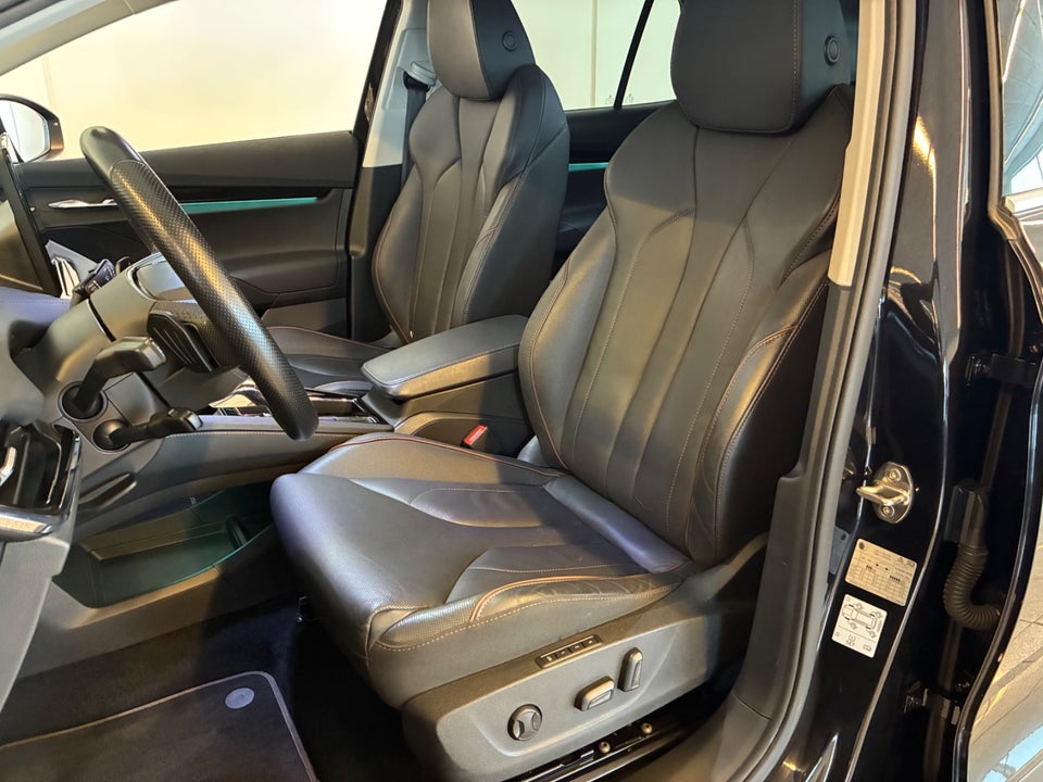 Skoda Enyaq 80 iV Suite 5d