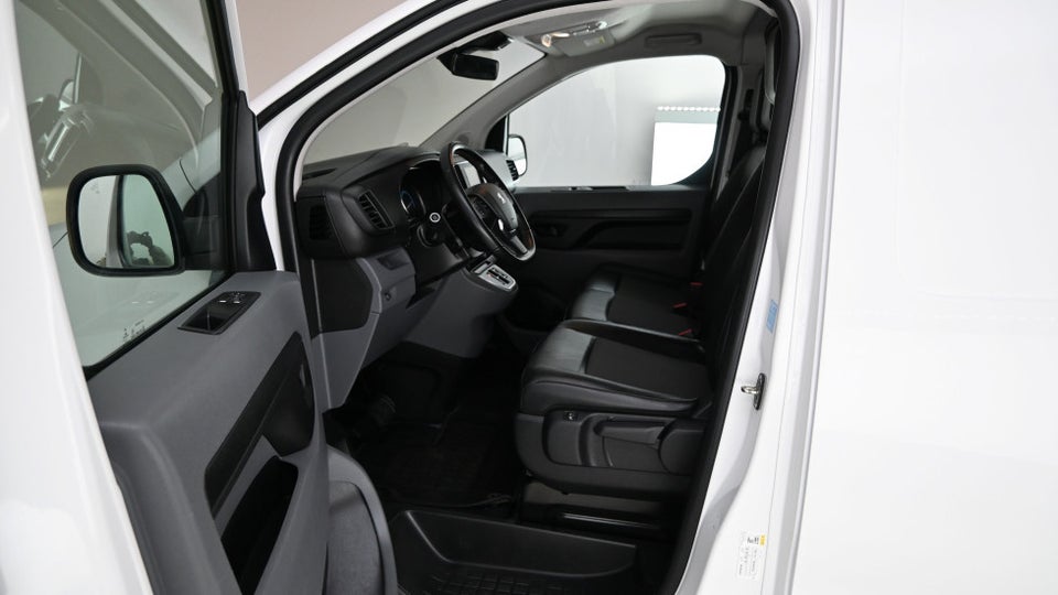 Peugeot e-Expert 50 L2 Premium Van