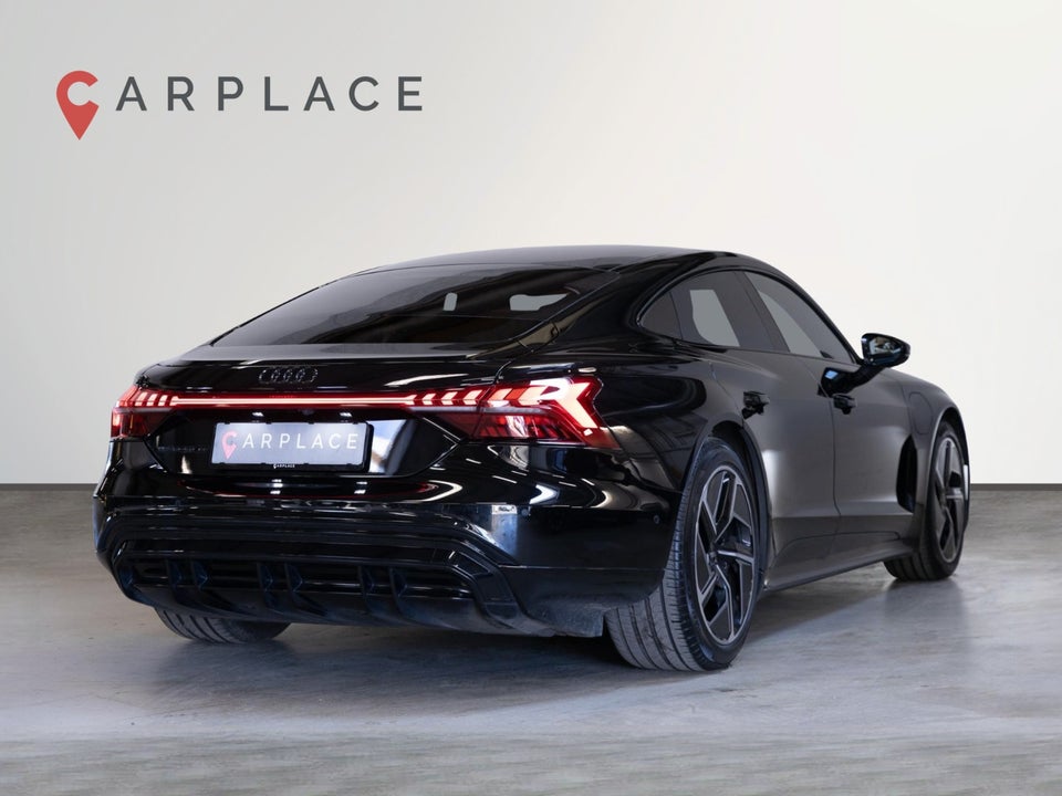 Audi e-tron GT quattro 4d