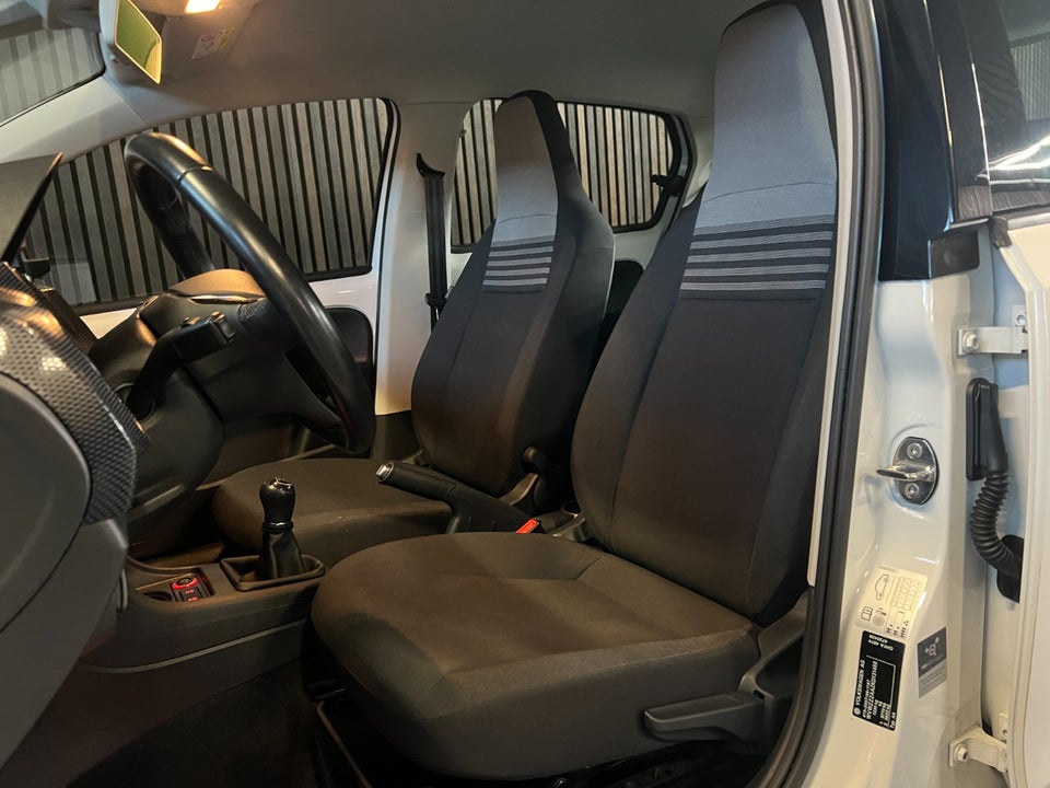 VW Up! 1,0 MPi 60 Move Up! BMT 5d