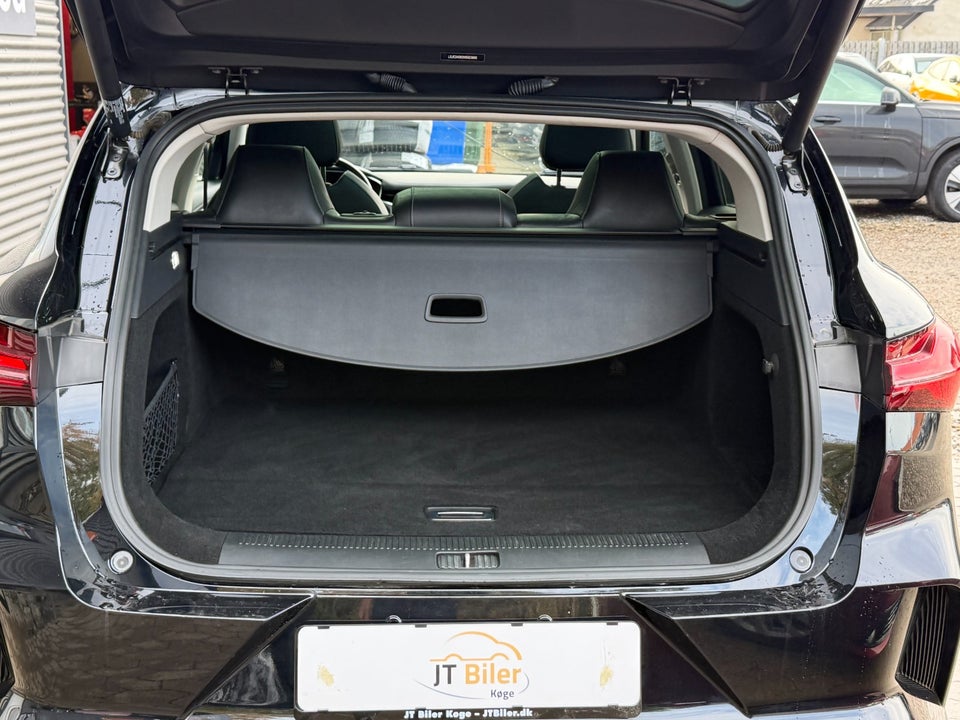 MG Marvel R Performance 5d