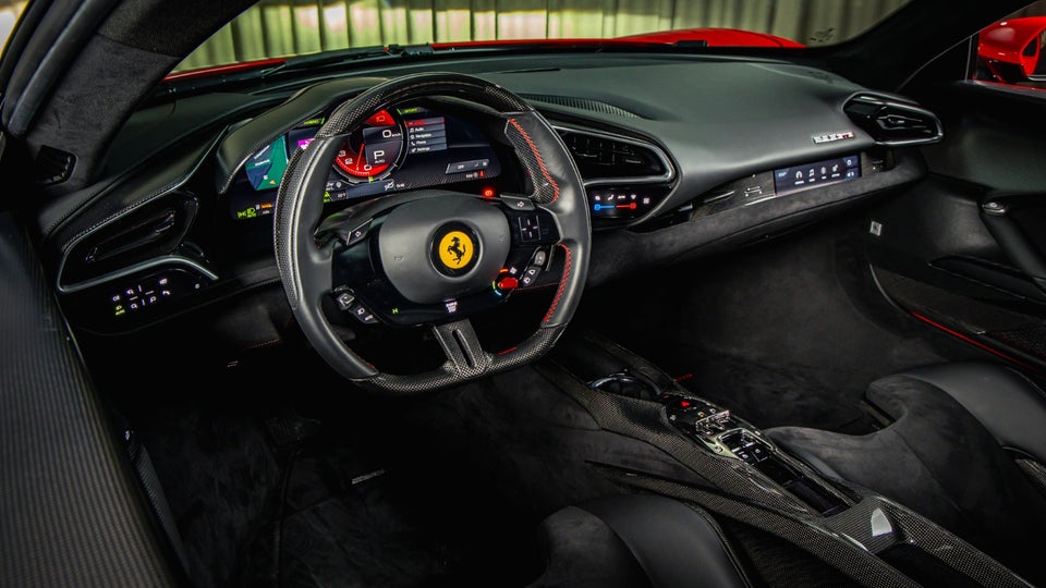 Ferrari 296 GTB 2,9 DCT 2d