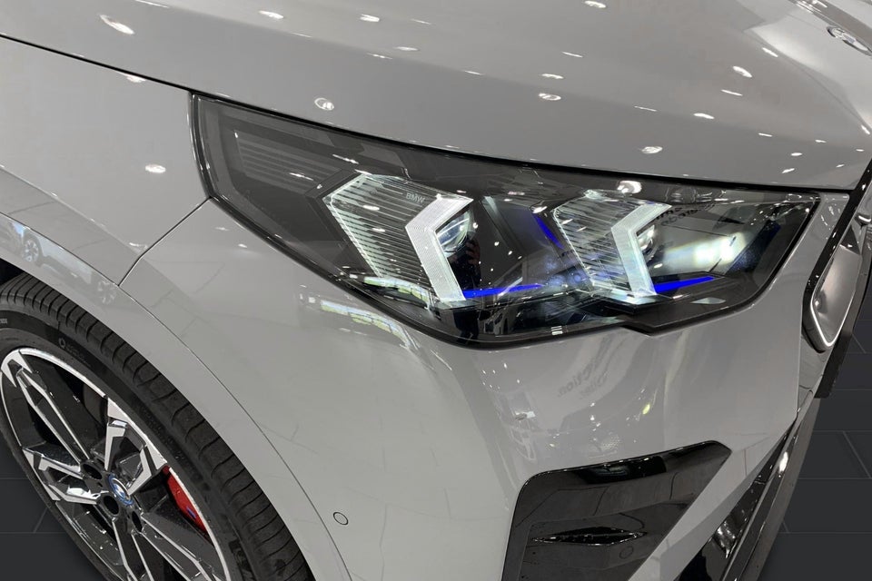 BMW iX2 eDrive20 M-Sport Pro 5d
