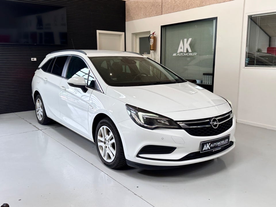 Opel Astra 1,6 CDTi 110 Enjoy Sports Tourer 5d
