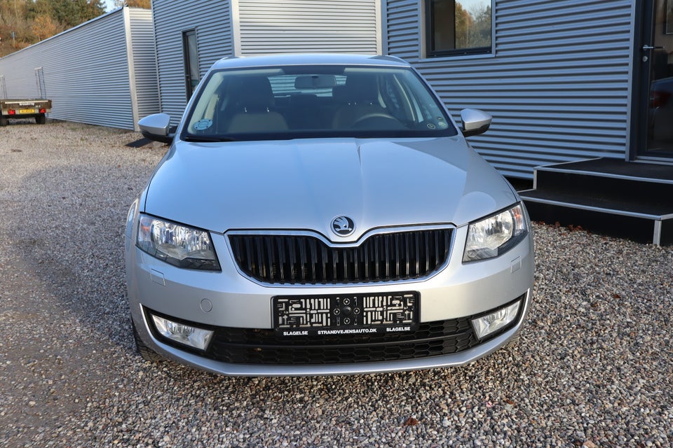 Skoda Octavia 1,2 TSi 105 Ambition 5d