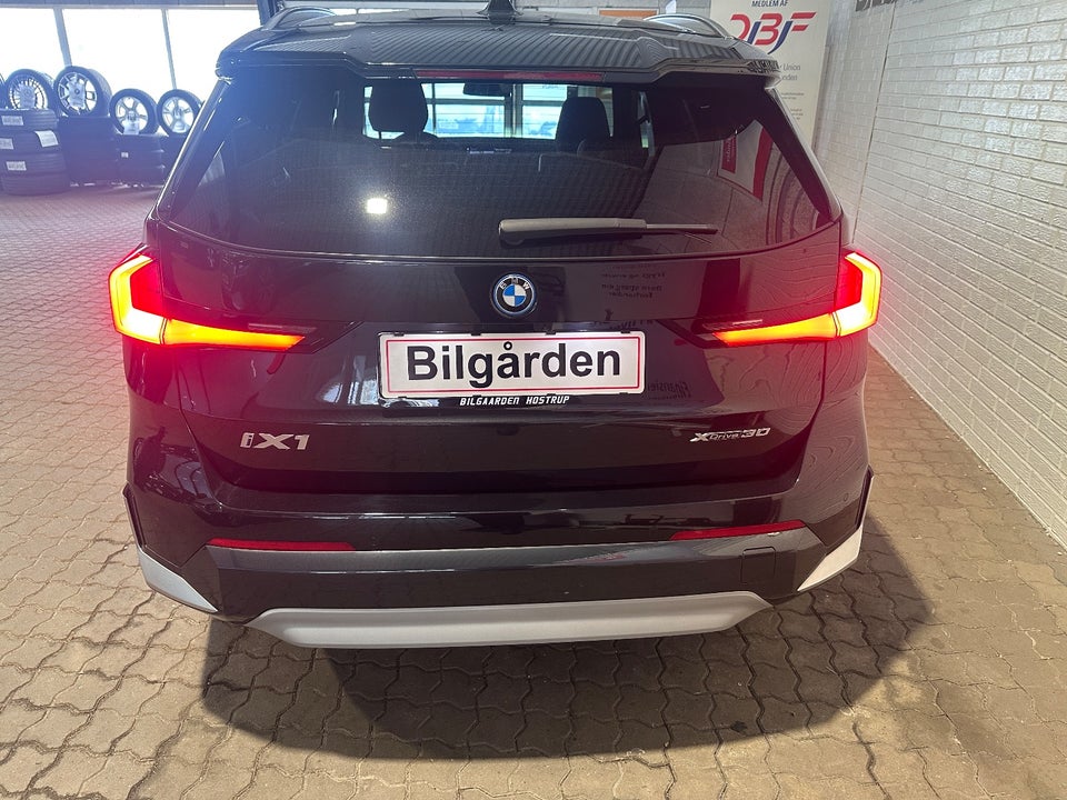 BMW iX1 xDrive30 X-Line 5d
