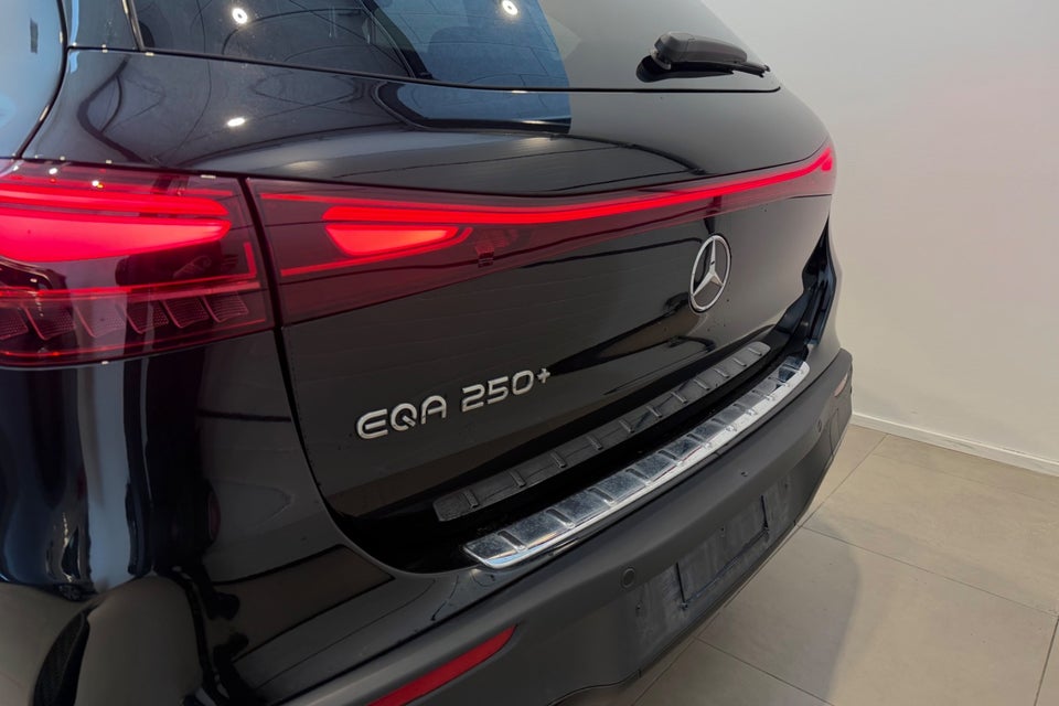 Mercedes EQA250+ AMG Premium 5d