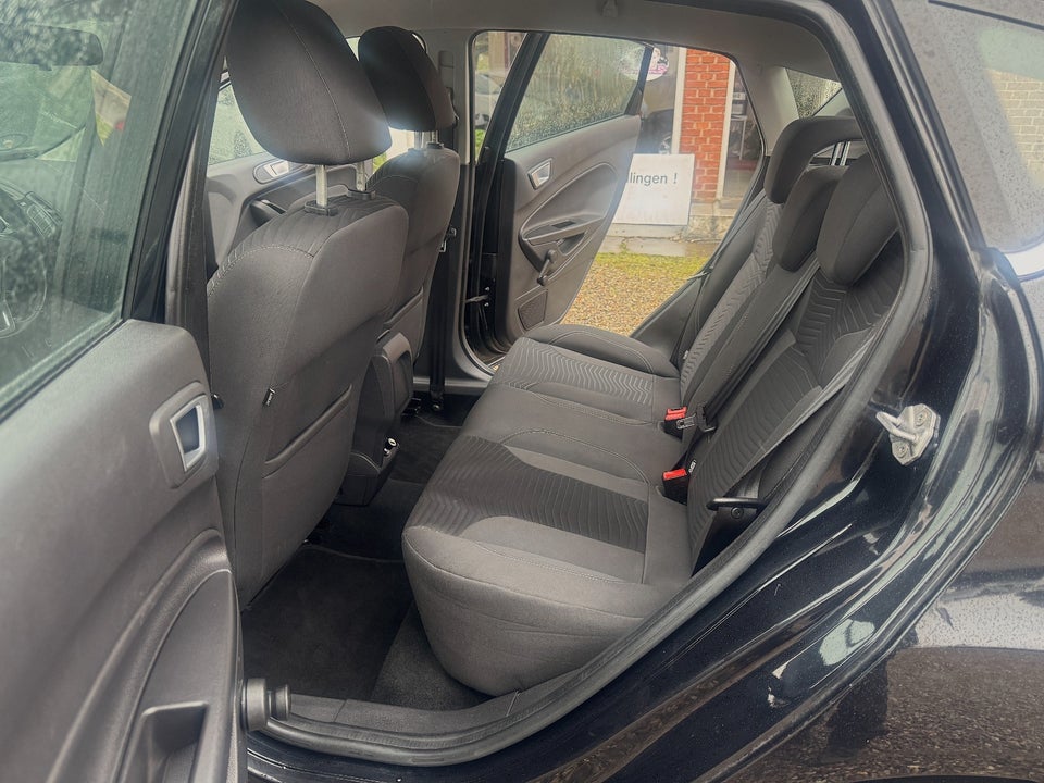 Ford Fiesta 1,0 SCTi 100 Titanium 5d