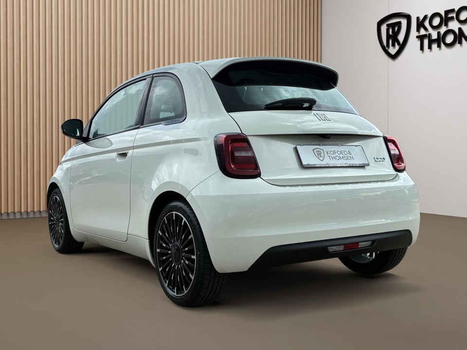 Fiat 500e 42 Icon 3d