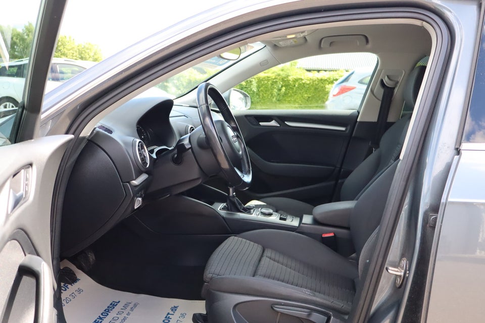 Audi A3 1,4 TFSi 125 Attraction Sportback 5d