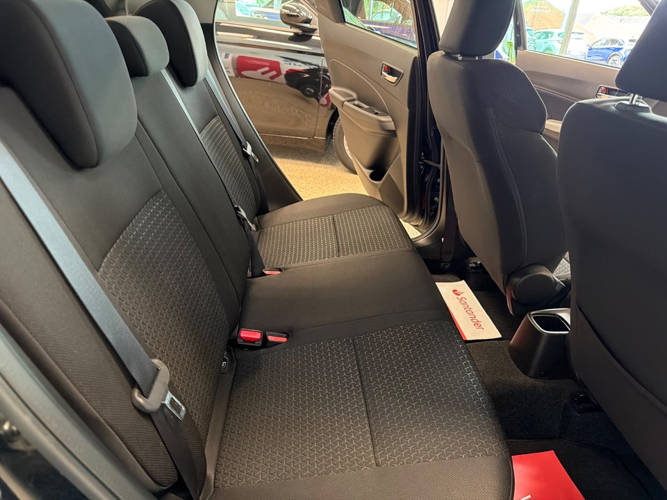 Suzuki Swift 1,2 mHybrid Exclusive CVT 5d