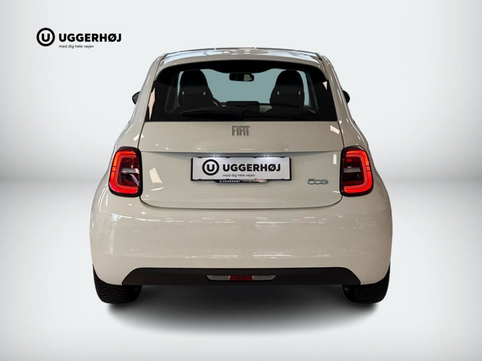 Fiat 500e 42 Icon 3d