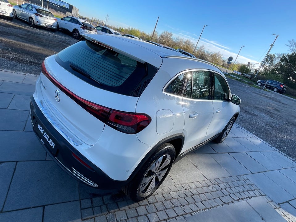 Mercedes EQA250 Progressive 5d