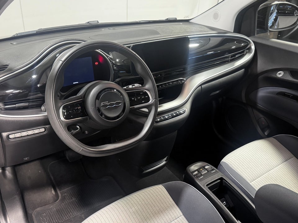 Fiat 500e 42 Icon 3d