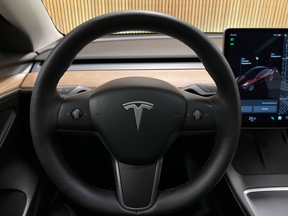 Tesla Model 3 Long Range AWD 4d