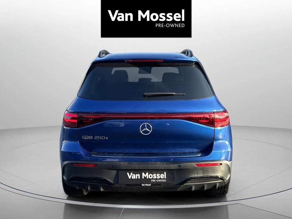 Mercedes EQB250+ AMG Premium 7prs 5d