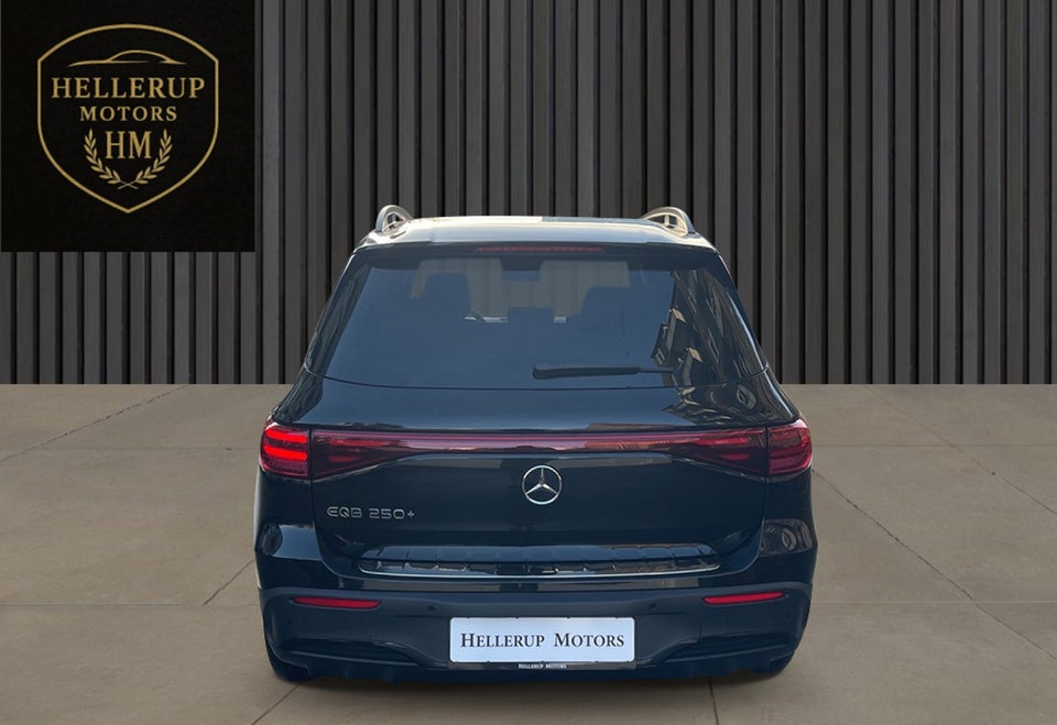 Mercedes EQB250+ AMG Line 7prs 5d