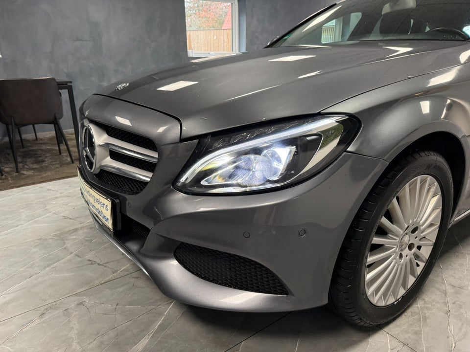 Mercedes C220 d 2,2 Avantgarde stc. aut. 5d