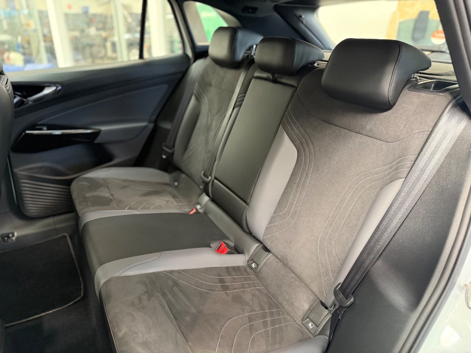VW ID.4 77 Pro Performance 5d