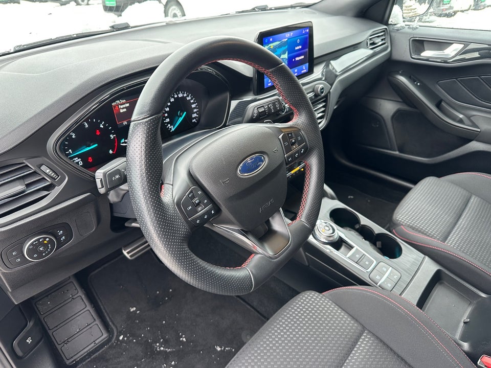 Ford Focus 1,5 EcoBlue ST-Line stc. Van 5d