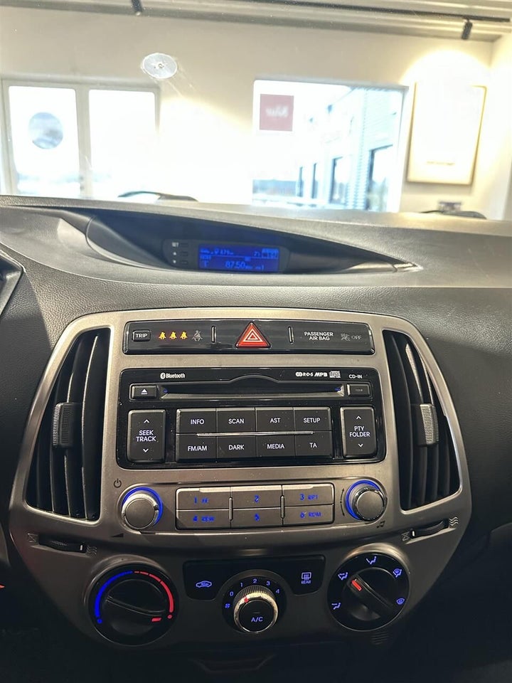 Hyundai i20 1,25 Comfort 5d