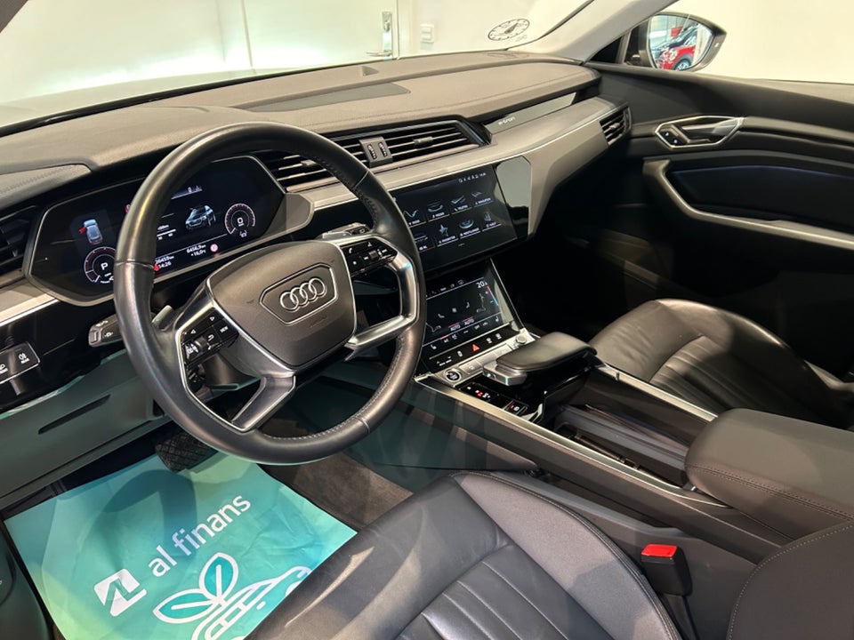 Audi e-tron 50 quattro 5d