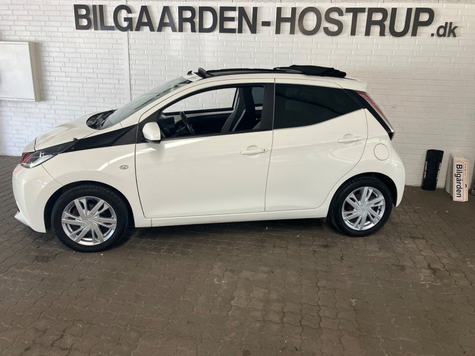 Toyota Aygo 1,0 VVT-i x-sky 5d