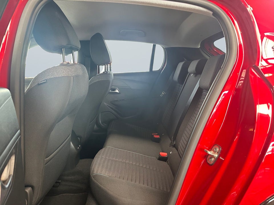 Peugeot e-208 50 Style 5d