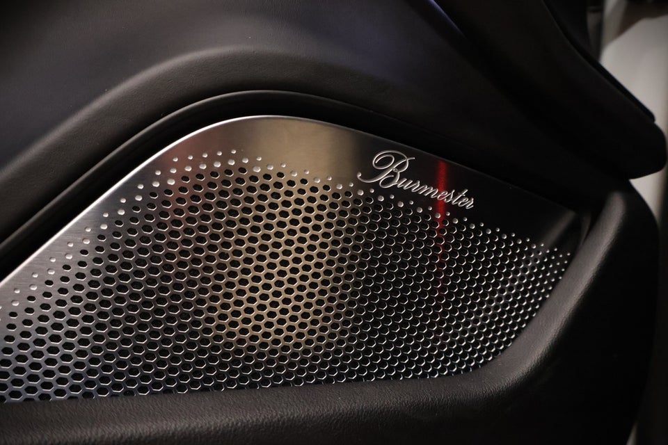 Porsche Taycan Turbo Performance+  4d