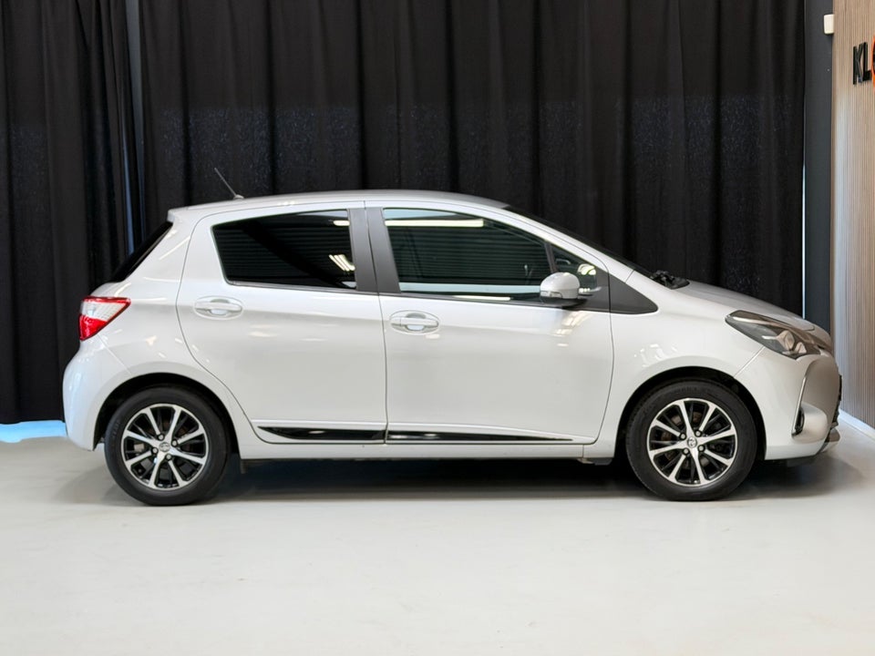 Toyota Yaris 1,5 VVT-iE T1 5d