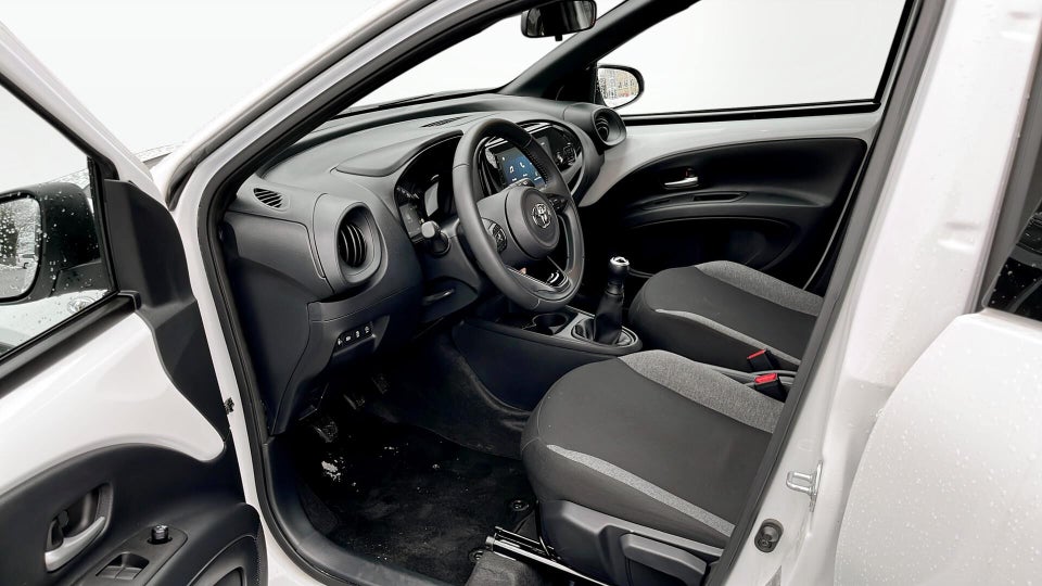 Toyota Aygo X 1,0 Active 5d