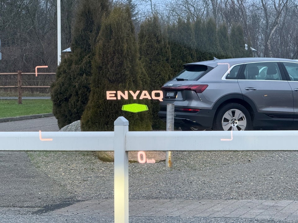 Skoda Enyaq 80 iV Loft 5d