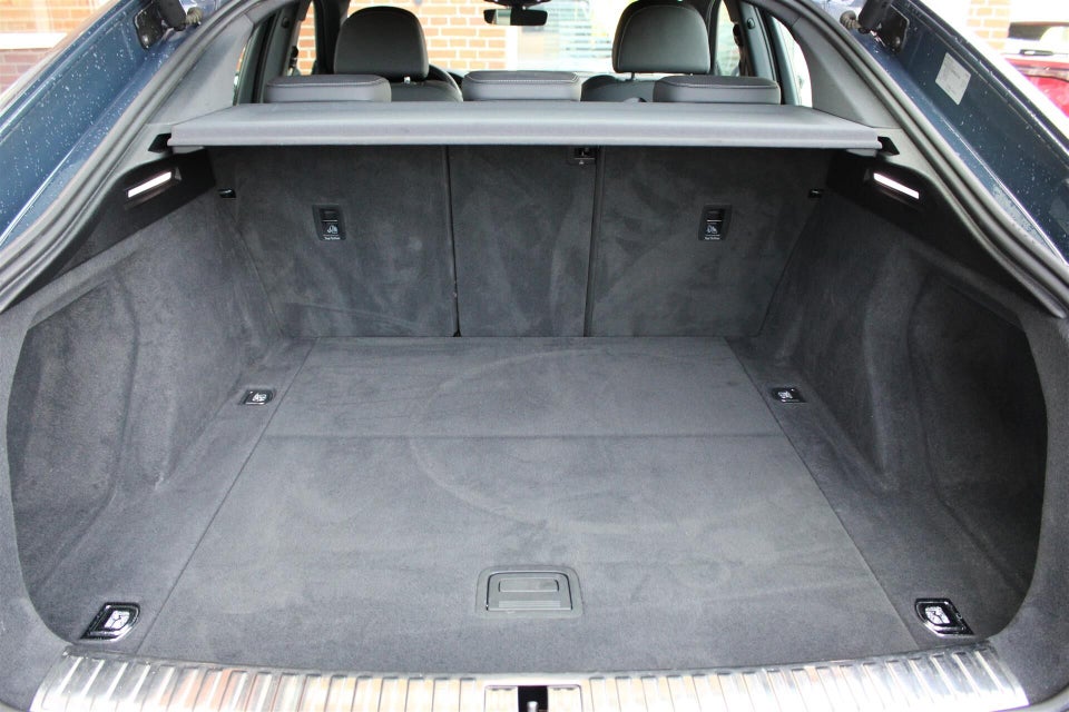 Audi e-tron 55 S-line Sportback quattro 5d