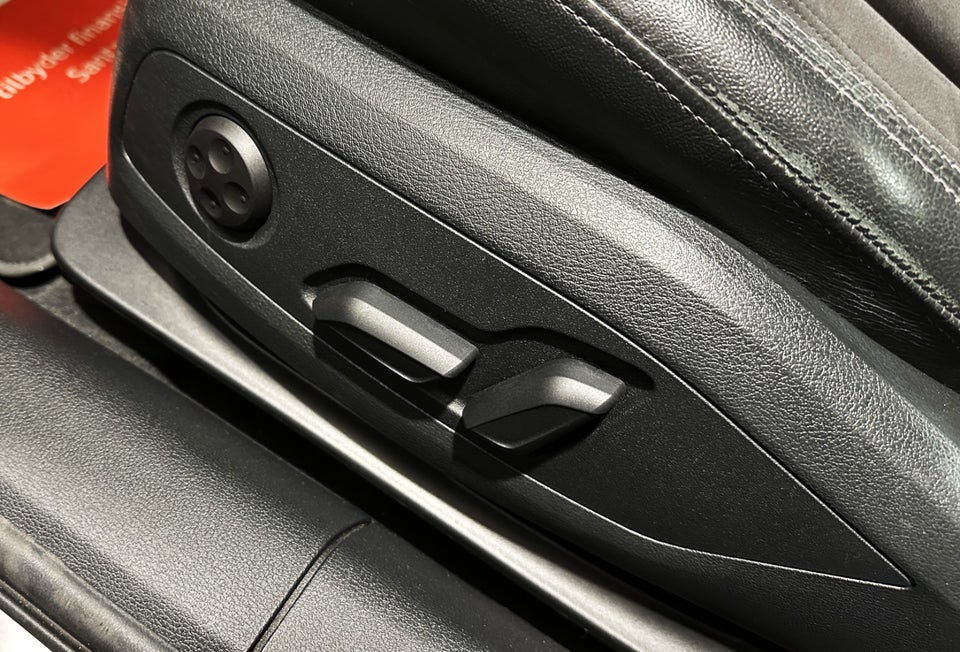 Audi A4 2,0 TDi 150 Sport Avant S-tr. 5d