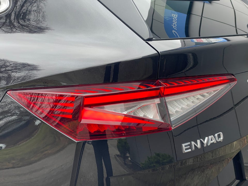 Skoda Enyaq 60 iV Loft 5d