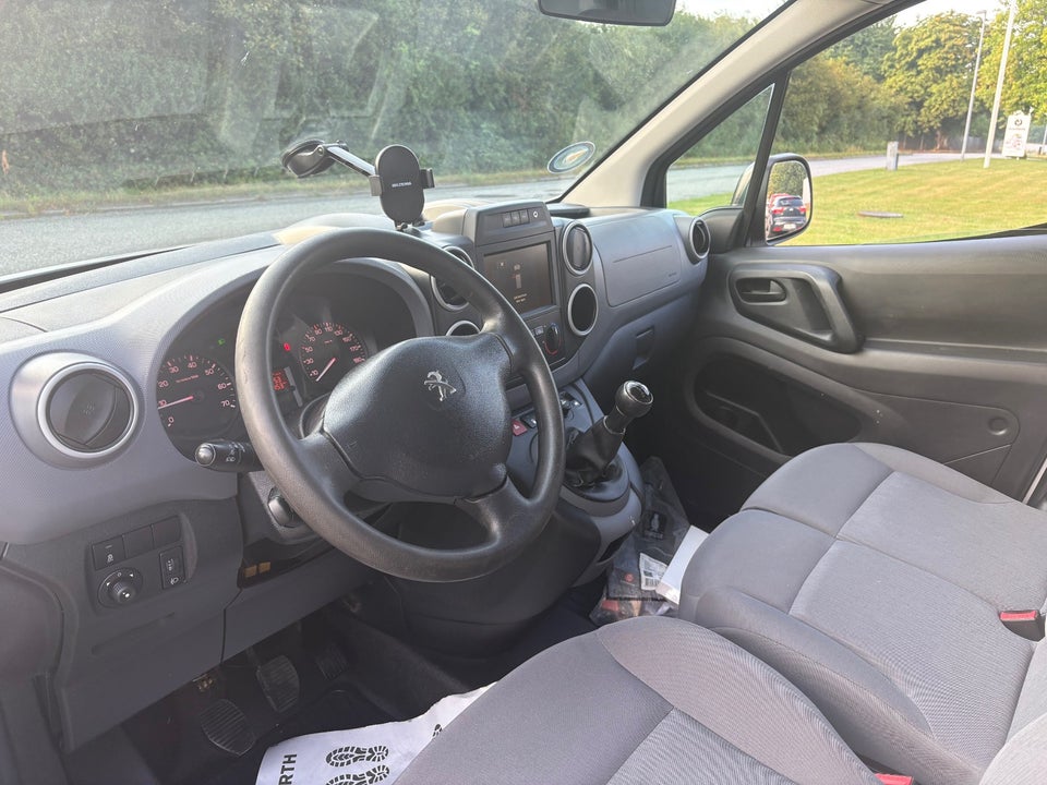 Peugeot Partner 1,6 BlueHDi 100 L1 Flex Van 5d