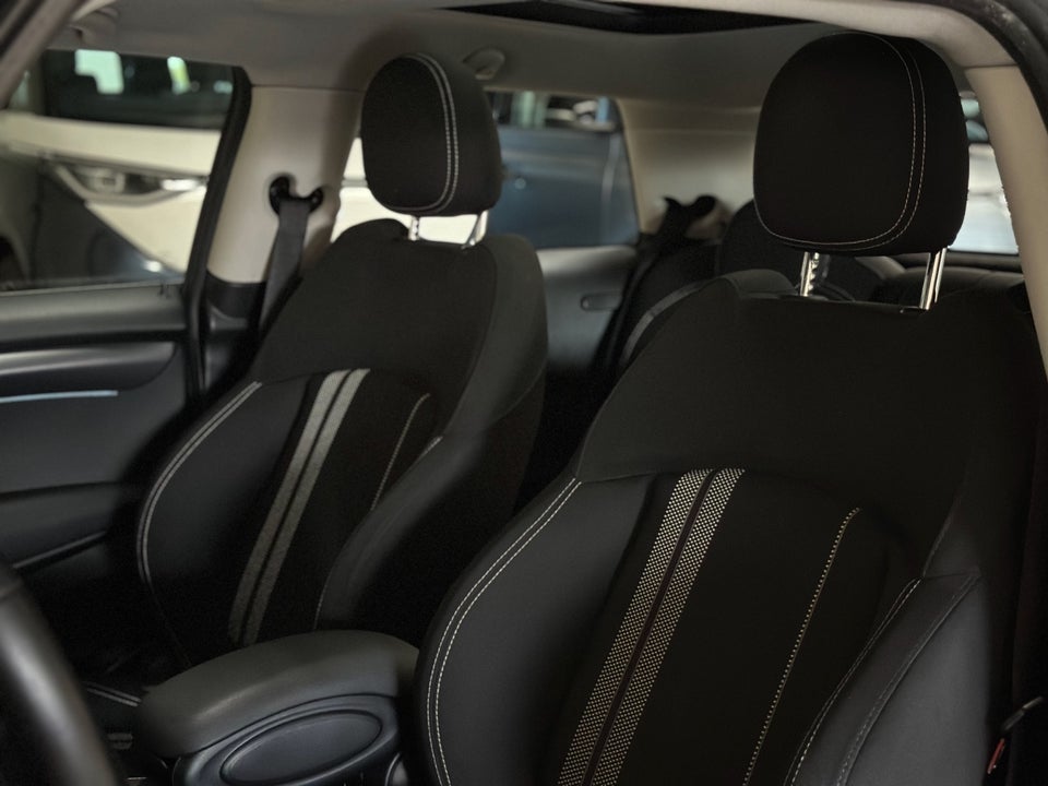 MINI Cooper SE Camden Edition 3d