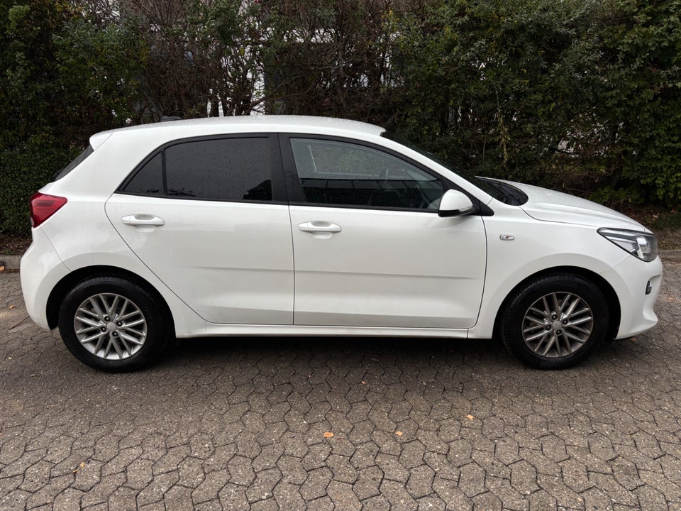 Kia Rio 1,0 T-GDi Attraction 5d