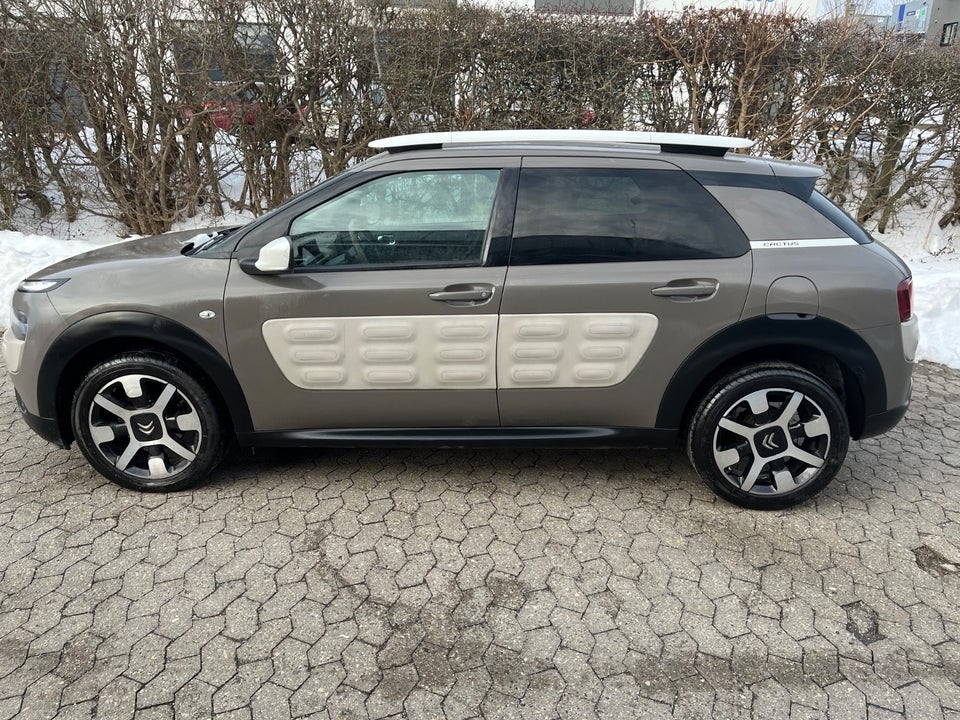 Citroën C4 Cactus 1,2 PureTech 82 Shine ETG 5d
