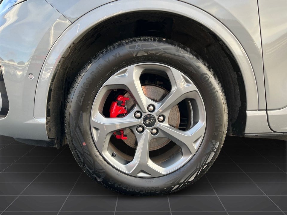 Ford Kuga 2,5 PHEV ST-Line X CVT 5d